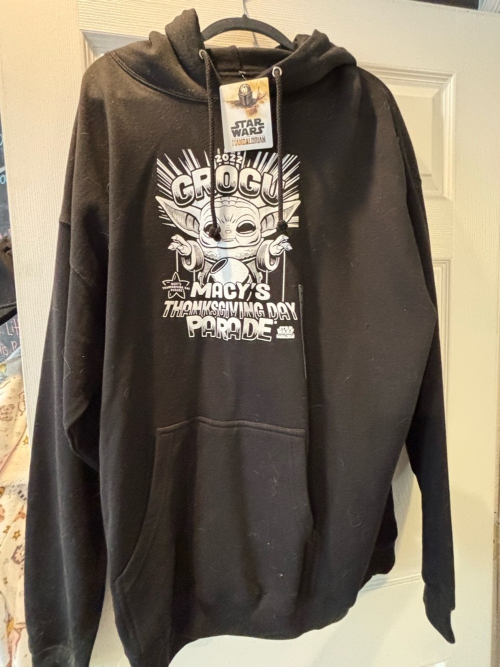 Funko Star Wars Grogu Hoodie w/ Macy’s Thanksgiving Day Parade Graphic Size XXL